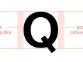 Duża, czarna litera Q, jak monogram, z zaznaczonymi lewą i prawą odsadką.