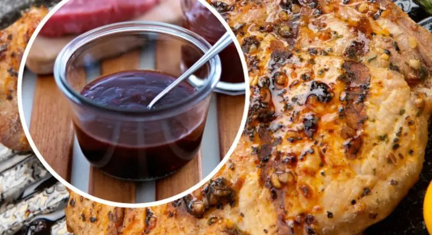 Soczysty schab z grilla, polany aromatycznym sosem BBQ. Idealny na letnie wieczory.